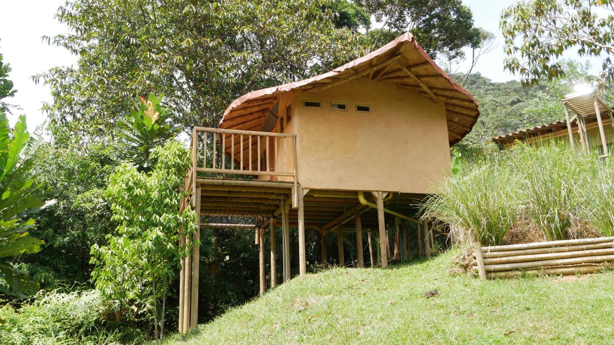 La Perla Negra - Black Pearl Eco Hostel サン・ラファエル エクステリア 写真